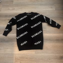 Balenciaga Sweater S -m Size