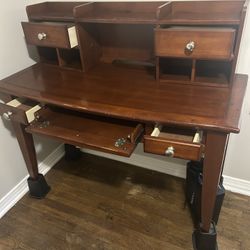 Desk $15