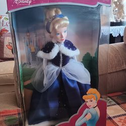 Disney Princess Cinderella Limited Edition Doll