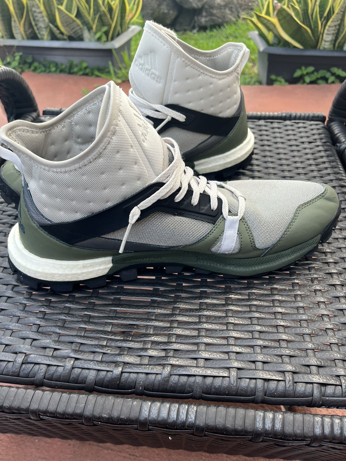Adidas Supernova Riot Men s Running Shoes for Sale in Pembroke Pines FL OfferUp