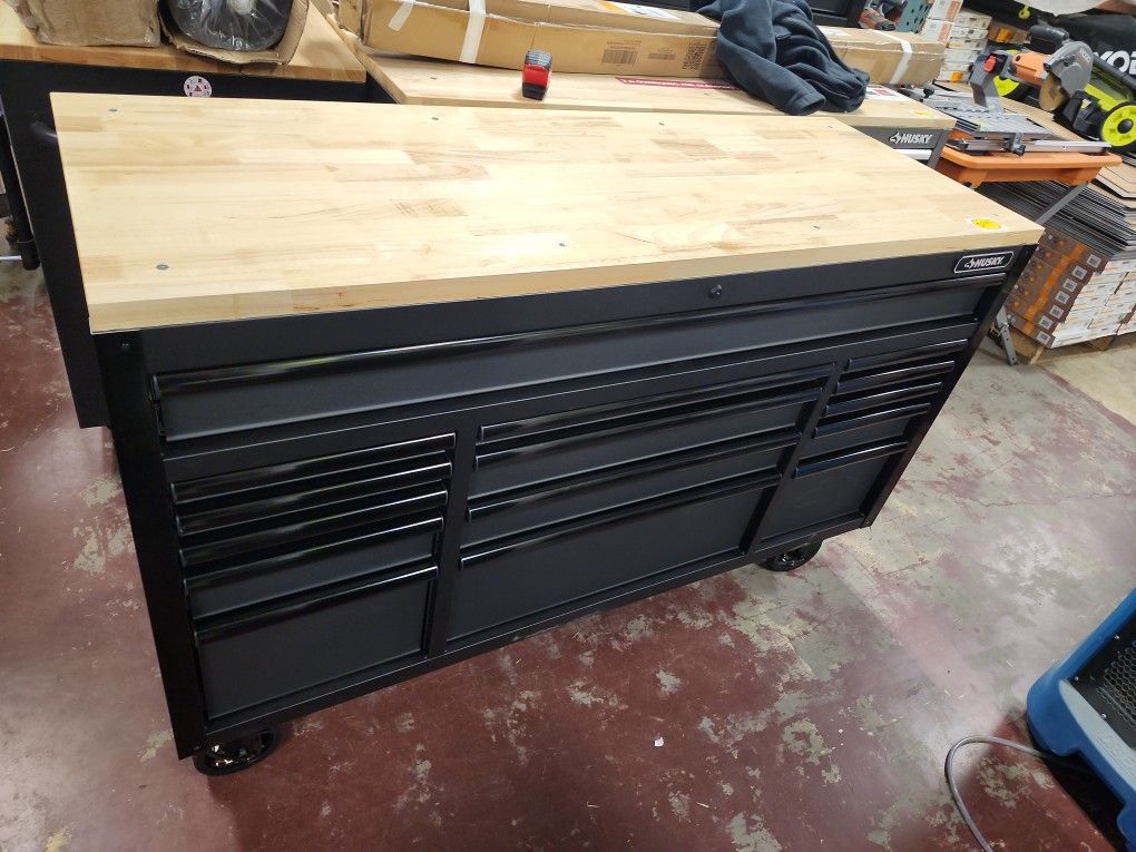 Husky
61 in. W x 23 in. D Heavy Duty 15-Drawer Mobile Workbench Tool Chest with Solid Wood Top in Matte Black
