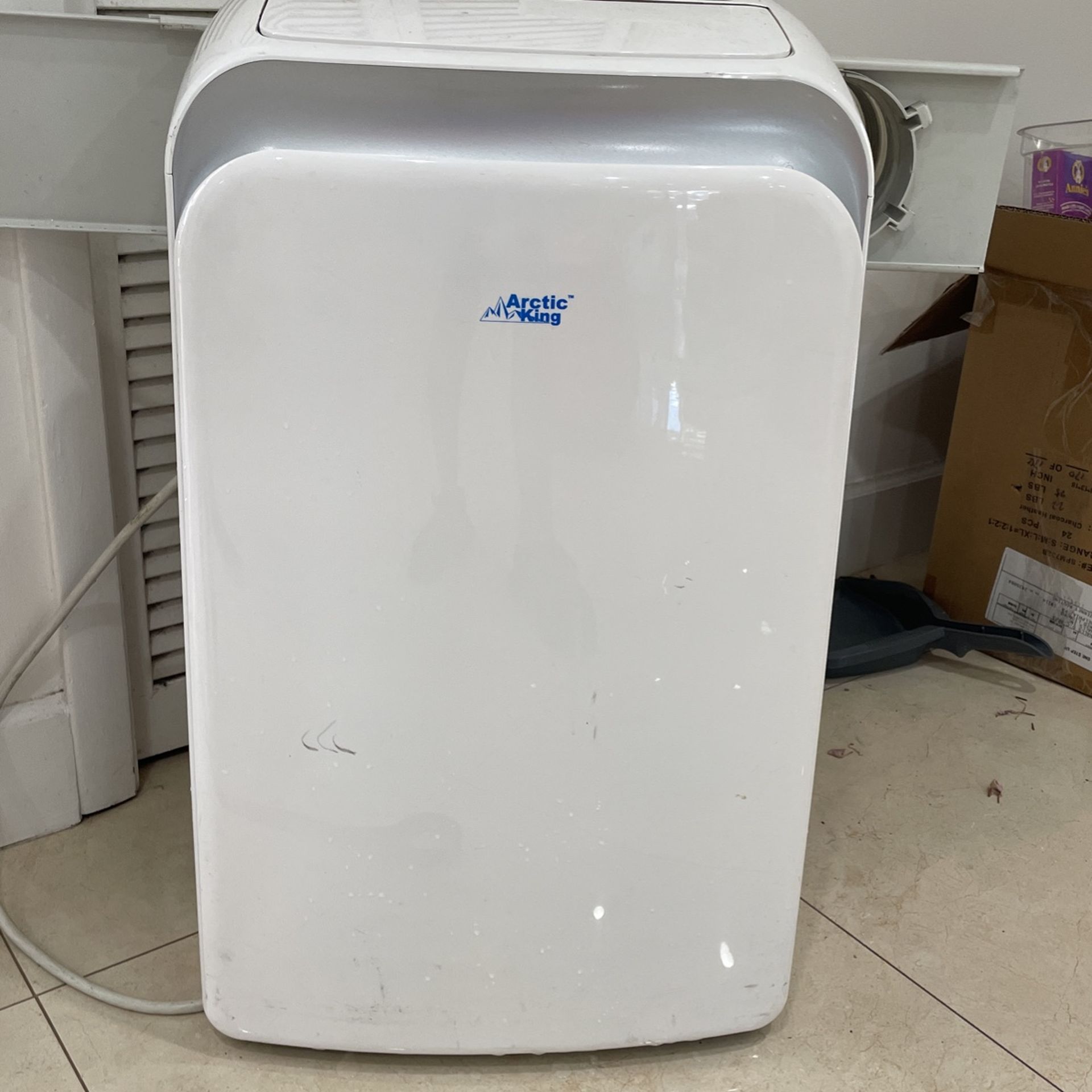 Artic King Portable Ac