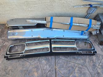 68 - 70 gmc c20 c10 grille and moldings