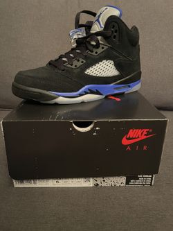 Ds Pair Of Jordan Retro 5’s Racer Blue Size 6y