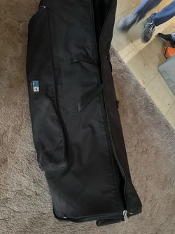 Free large duffel bag with wheels