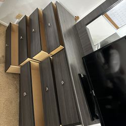 8 Drawer Dresser With Big Mirror 