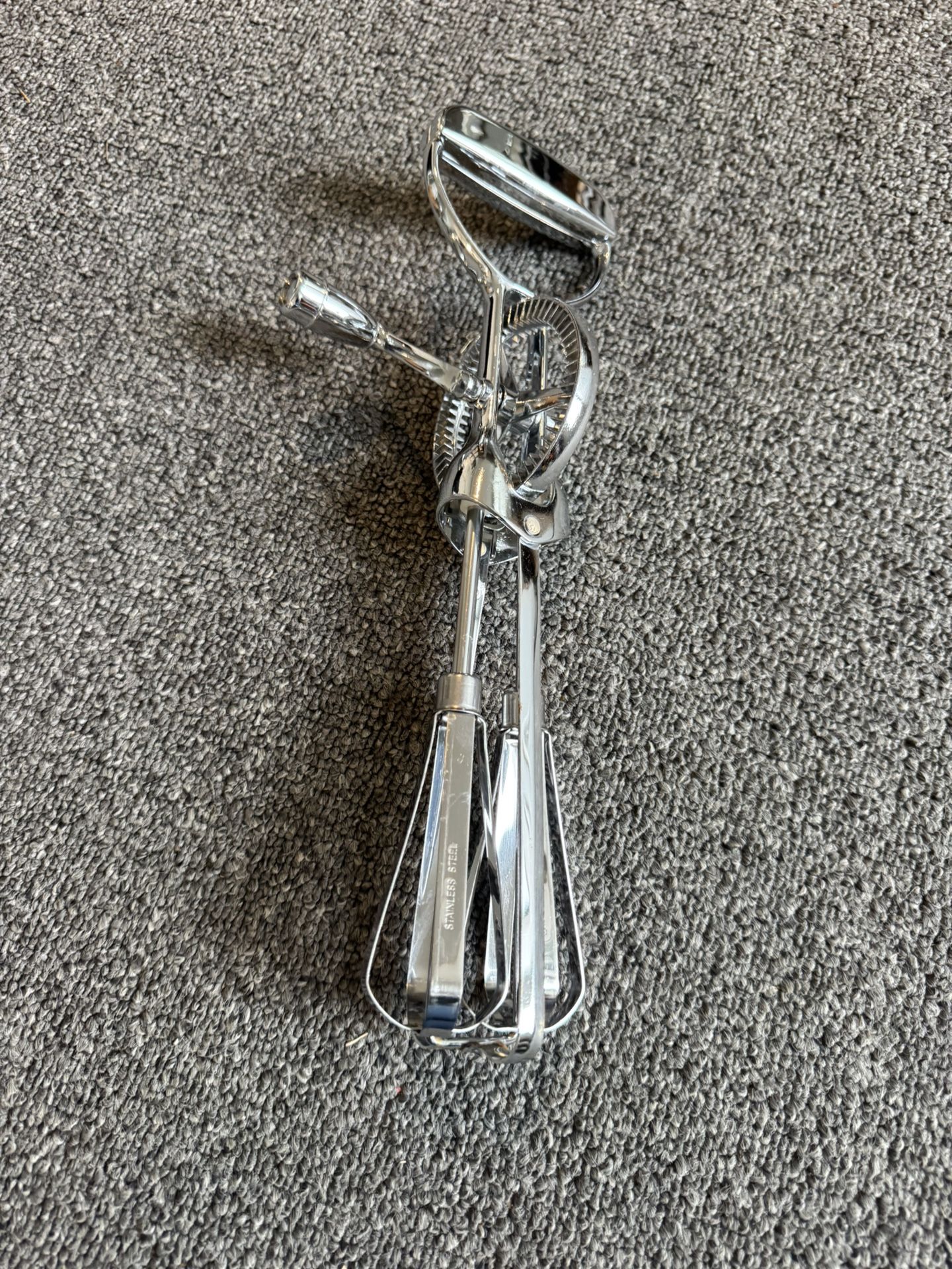 Vintage Hand Held Crank Mixer Manual Egg Beater Stainless Steel White Handle