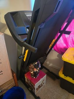 Golds gym treadmill