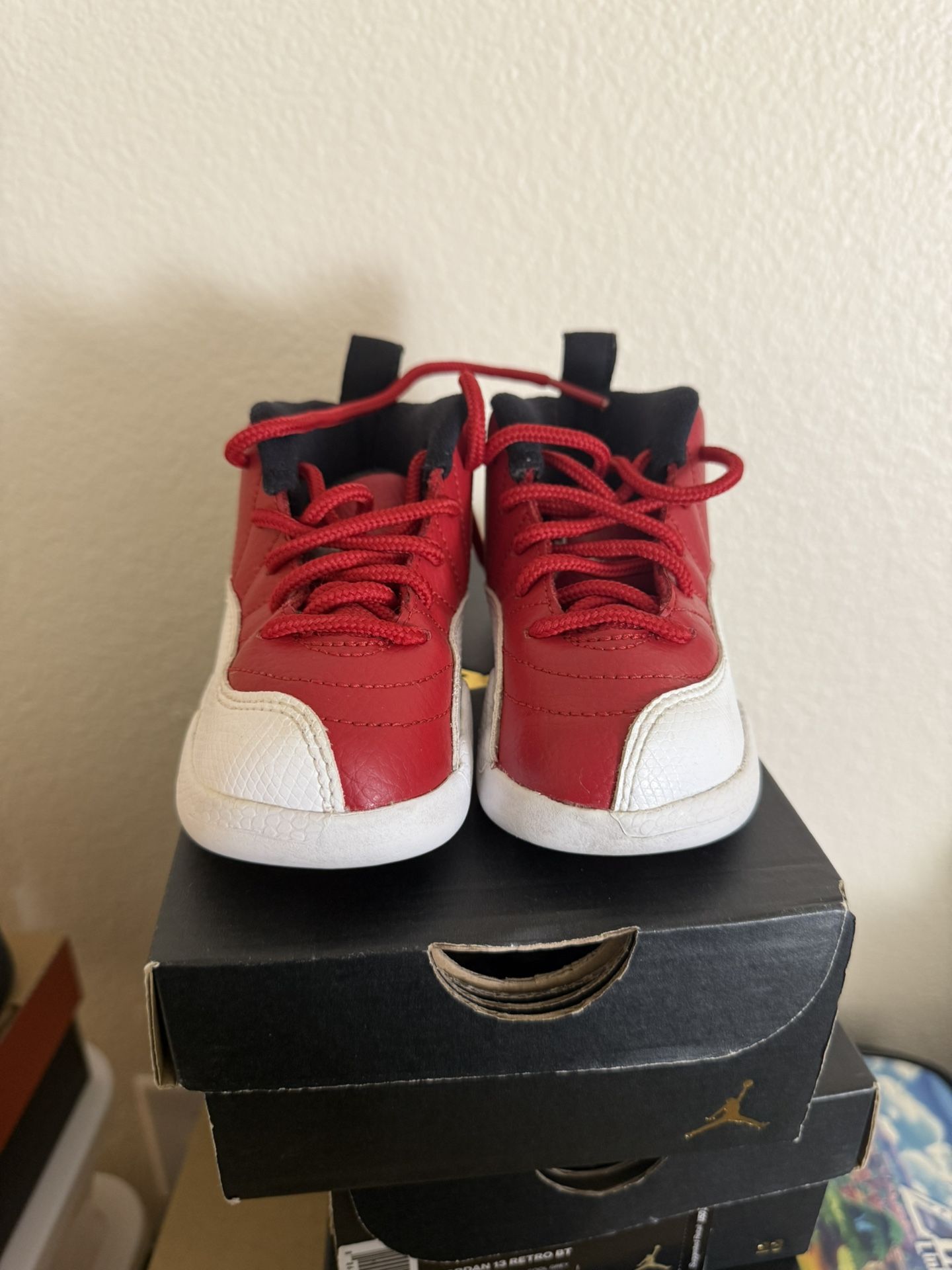 Jordan 12’s Size 6c