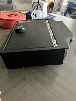Lock ‘er down console safe