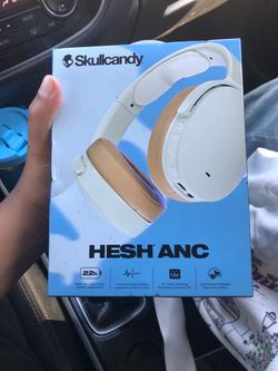 Skullcandy headphones