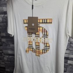 White Designet Tshirt Size M