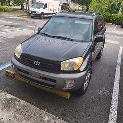 202 Toyota Rav4