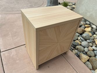 Brand new 2pcs Light Oak Nightstands with Starburst Door Panel