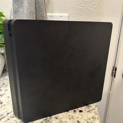 PS4 Slim