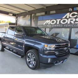2018 Chevrolet Silverado 1500 CrewCab Z71 LTZ Pickup 