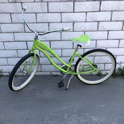 Giant Simple Single Beach Cruiser Bicycle