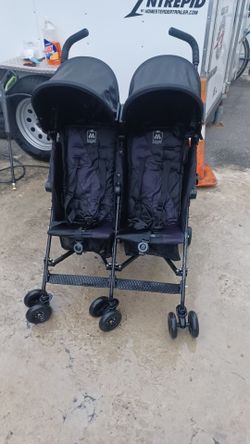 Maclaren doble stroller