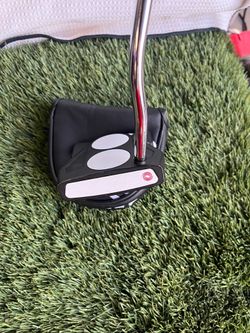 Odyssey 2 ball ten putter. Brand new