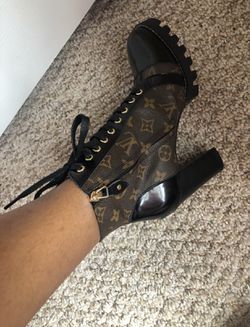Louis Vuitton LV hiking ankle boots orange for Sale in Pflugerville, TX -  OfferUp