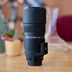 Tokina AT-X Pro 80-200mm F2.8 