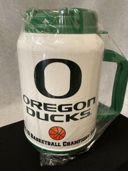 New vintage Oregon Ducks Whitley travel mug 44oz