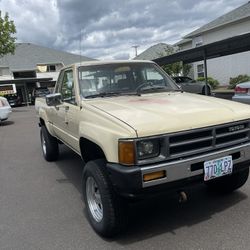1987 Toyota Pick-Up