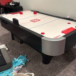 Free Air Hockey Table