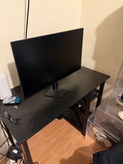 Gaming desk