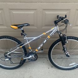 GT Aggressor Mountain bike