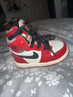 Nike dunks size 5c