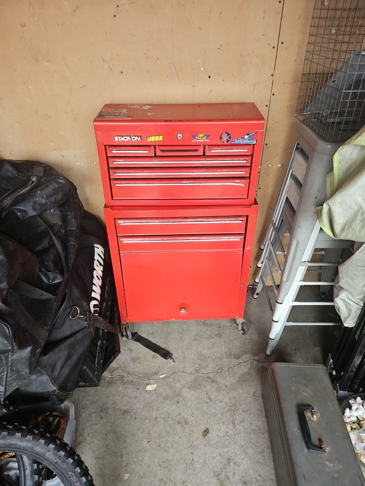 STACK ON TOOL BOX BUENAS CONDICIONES