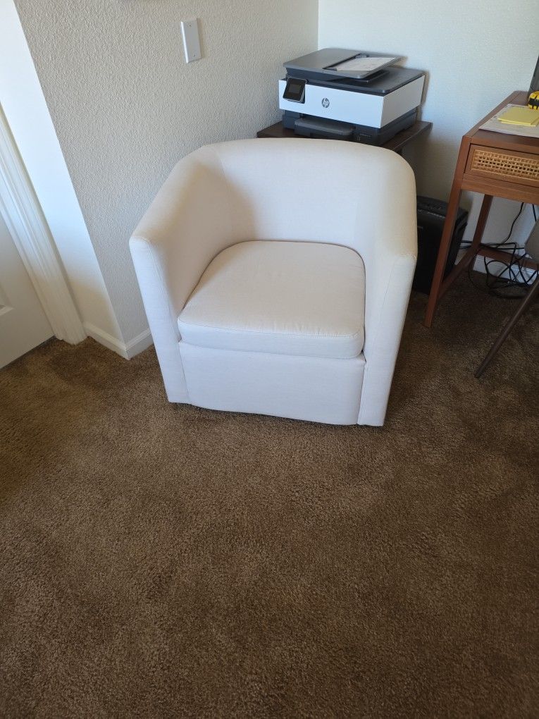Living room chair