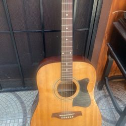 Ivanes Guitar Good Condition