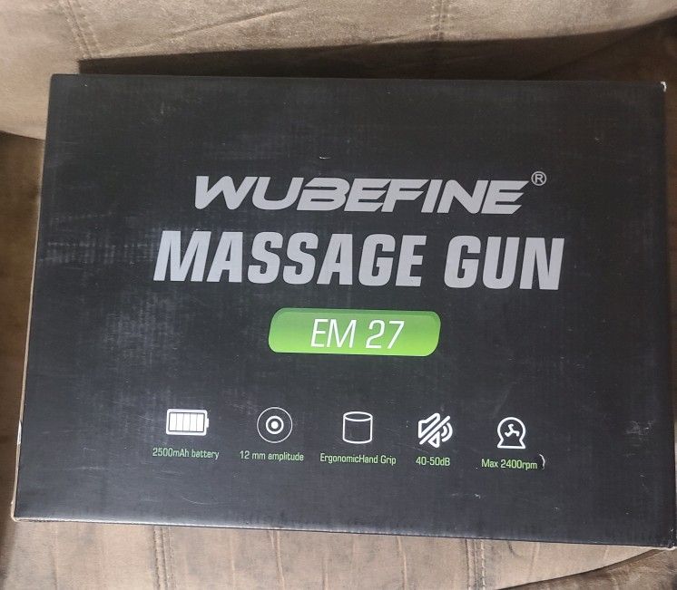 Wubefine EM 27 massage gun deep tissue percussion massager *NEW*