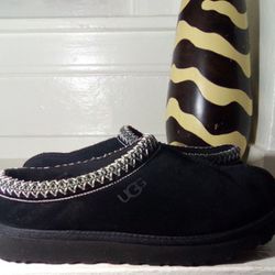 UGG Tasman slippers Women's Size 9