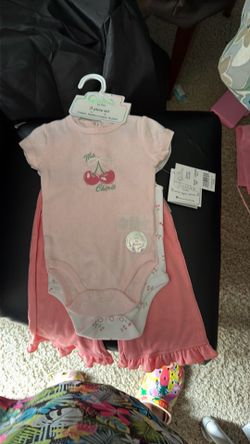 3 piecce set 3 to 6 months