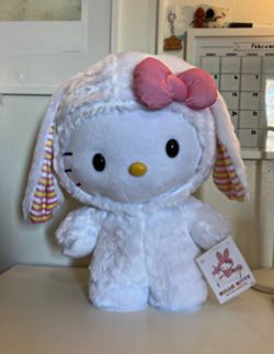 Hello Kitty Easter Greeter NWT