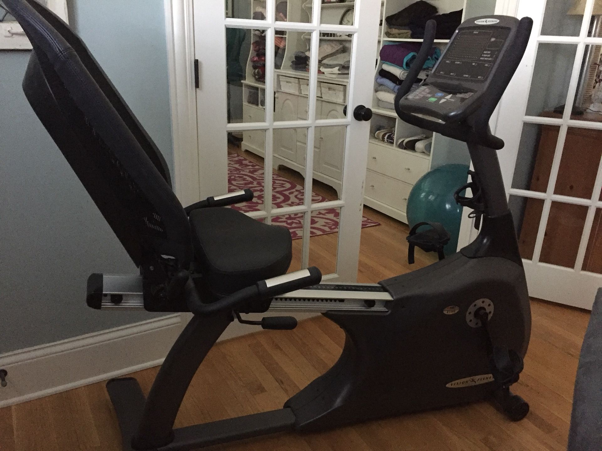 Hrt r2200 cheap recumbent bike