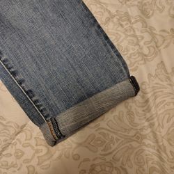 New VERY Nice Jeans . WHITE HOUSE BLACK MARKET MID RISE GIRLFRIEND EVERYDAY SOFT JEANS. SIZE 6. SEE PHOTOS. CASH PICKUP ONLY