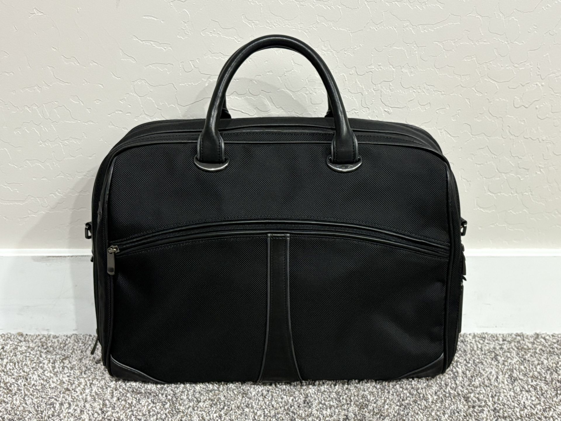 Women’s TUMI ‘Elements’ Black Nylon / Leather Laptop Briefcase
