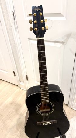 Acoustic Guitar Washburn easy to play