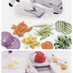 2 Tupperware Mandochef Mandoline Mando Slice Chop dice see, cuts