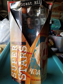 Super Stars Grant Hill Figure