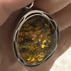 Vintage NATURAL BALTIC AMBER Green Tone Yellow PENDANT oval 
