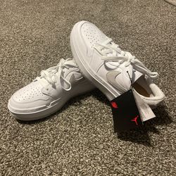 Women’s White Air Jordan 1 Elevate Low  Size 11  