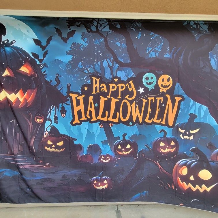 Garage Door/Fence Halloween Cover. New Garage Buddy