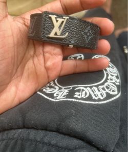 lv wristband