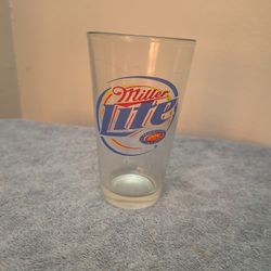 Glass Cup  Miller Lite 