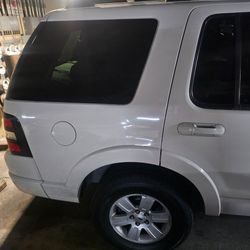 2008 Ford Explorer